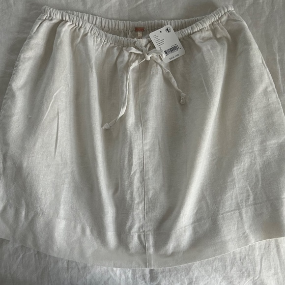 NWT Free People linen/cotton drawstring mini skirt - Picture 4 of 4
